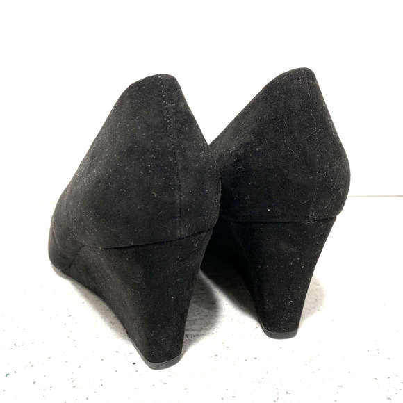 A New Day black faux suede wedge heel pumps career shoes US size 8M classic look - Picture 4 of 10